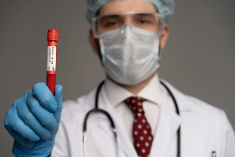 COVID-19, Medici in prima linea, psicologia, e comportamenti delle persone nella pandemia Covid-19 e comportamenti delle persone nella pandemia